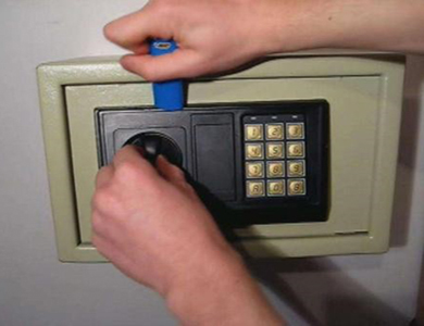 合浦24小时上门开锁公司